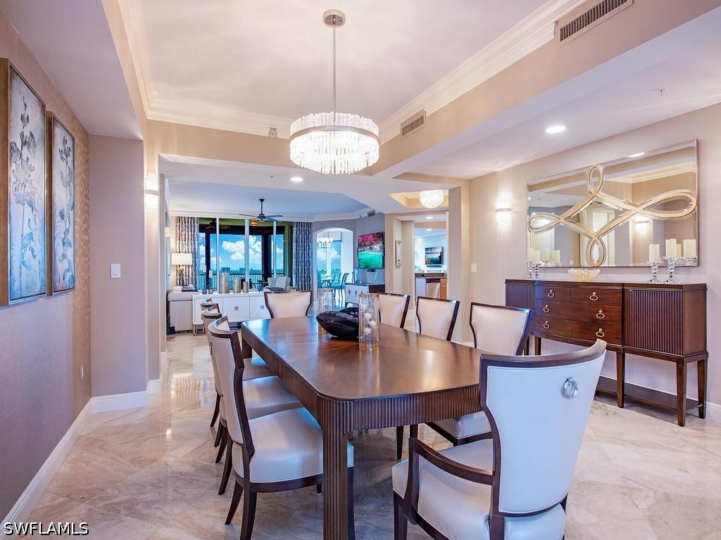 DiningArea