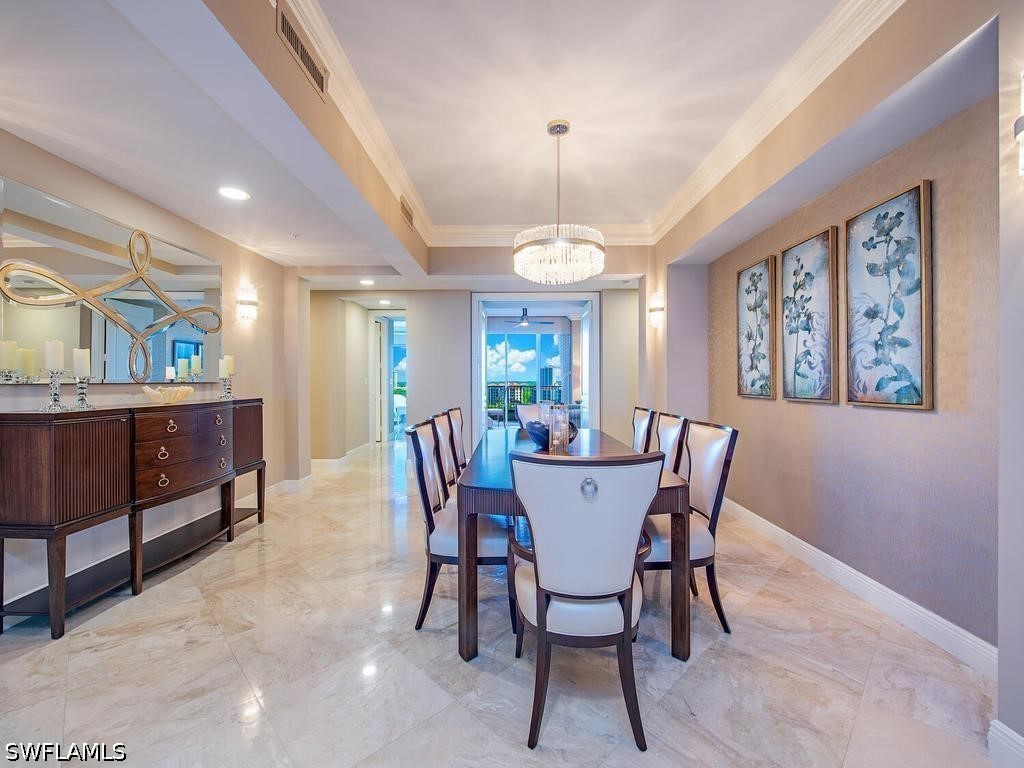 DiningArea