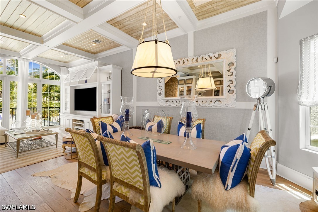 DiningArea