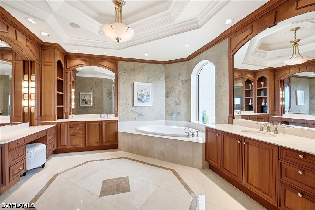 4731 Bonita Bay Unit Ph301, Bonita Springs, FL 34134