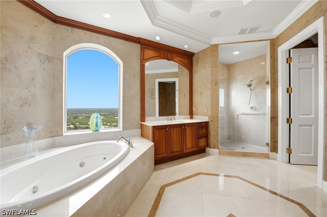 4731 Bonita Bay Unit Ph301, Bonita Springs, FL 34134