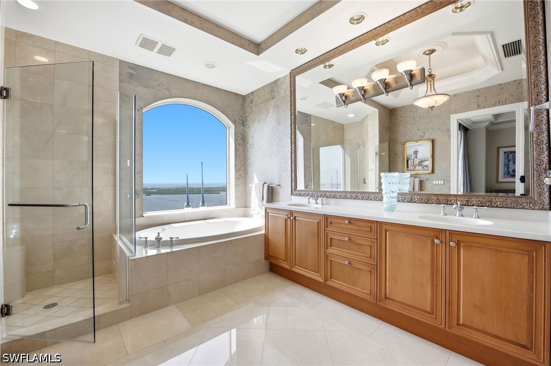 4731 Bonita Bay Unit Ph301, Bonita Springs, FL 34134