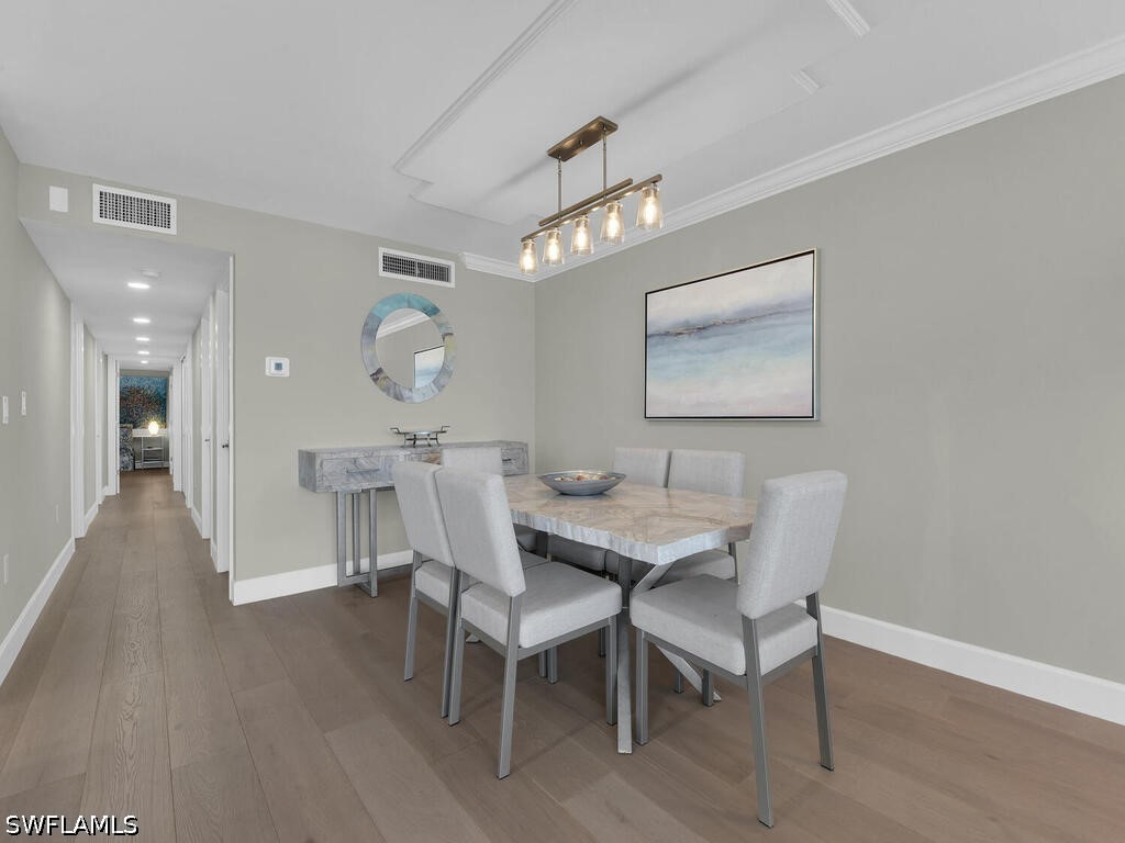 DiningArea