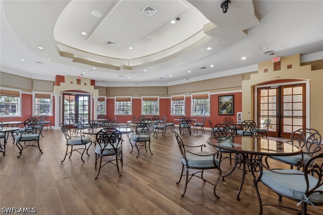 DiningArea
