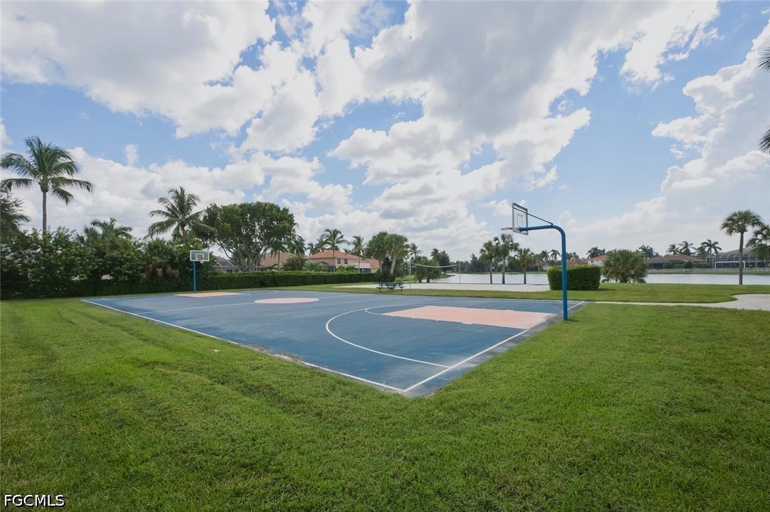 BasketballCourt