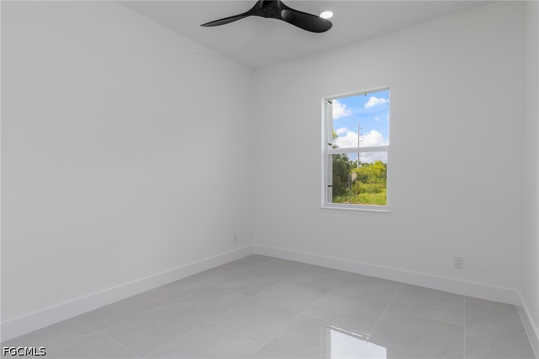 100 Denis, Lehigh Acres, FL 33971