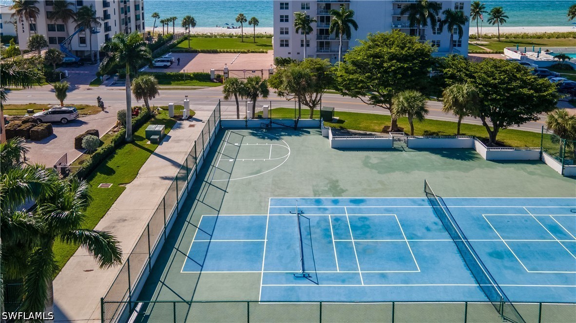 10701 Gulf Shore Unit 901, Naples, FL 34108