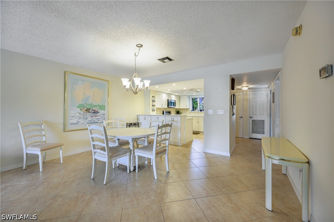 DiningArea