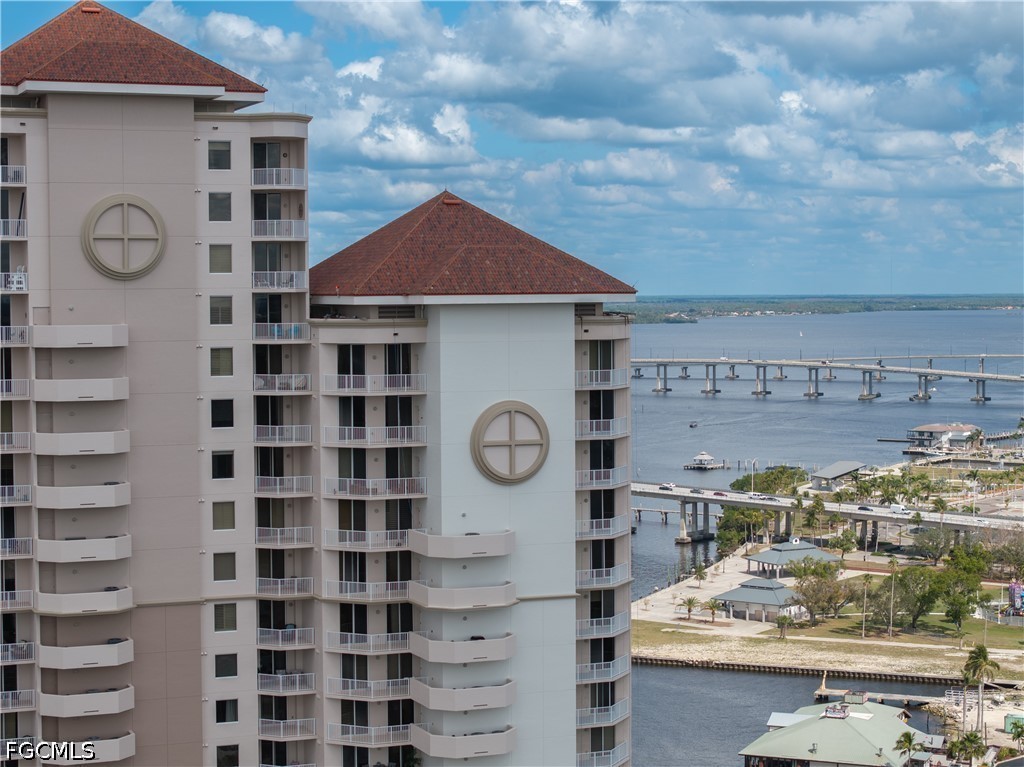 2090 First Unit I2409, Fort Myers, FL 33901