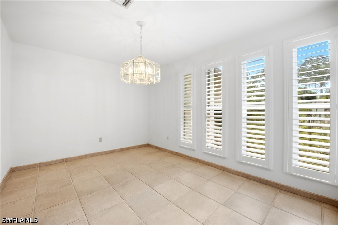 3066 Round Table, Naples, FL 34112