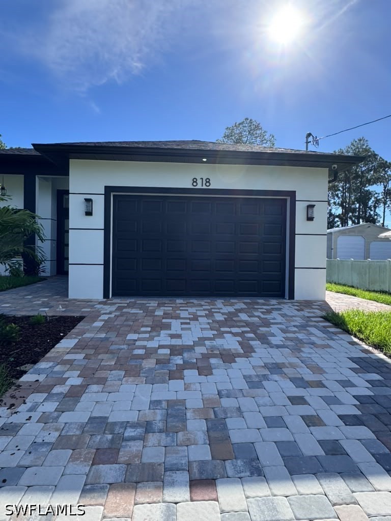 Garage