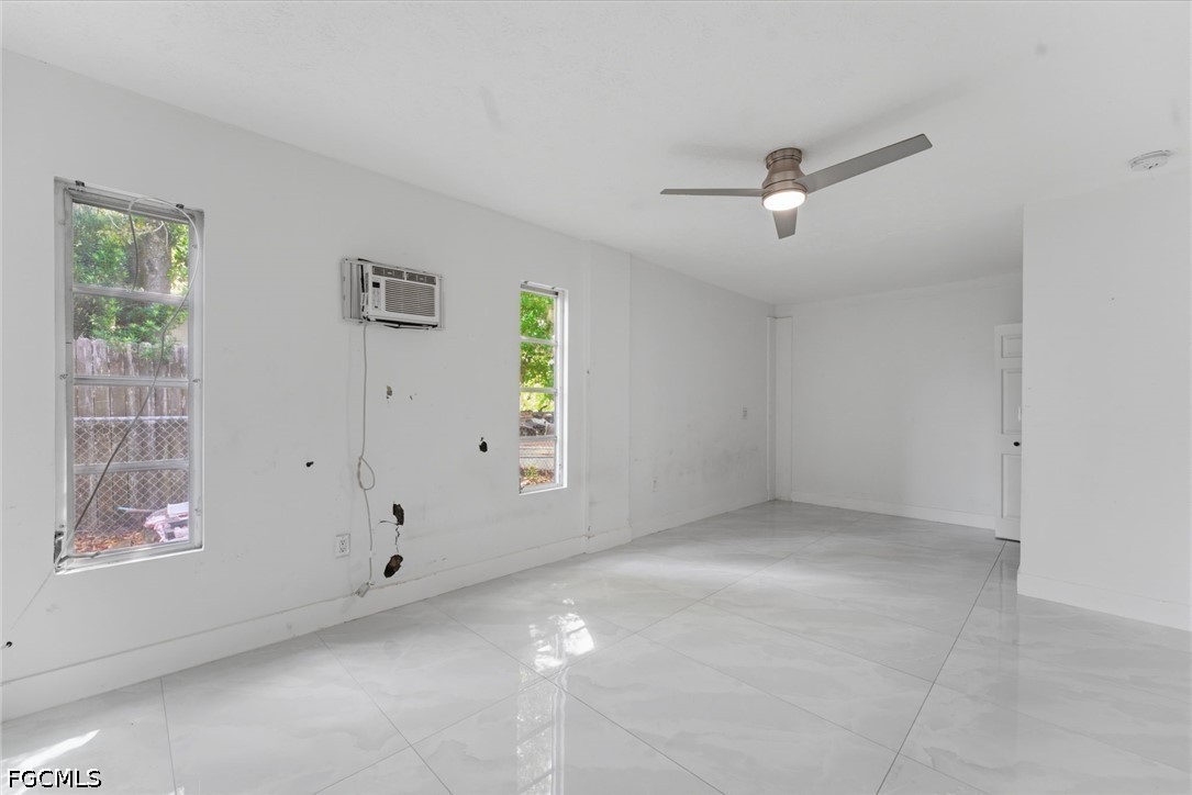 1637 Winkler, Fort Myers, FL 33901
