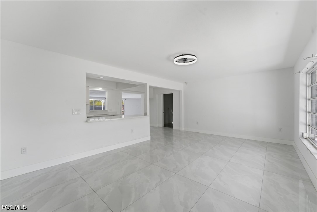 1637 Winkler, Fort Myers, FL 33901