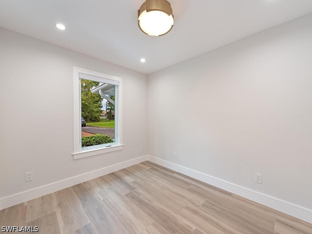 5520 Cynthia, Naples, FL 34112
