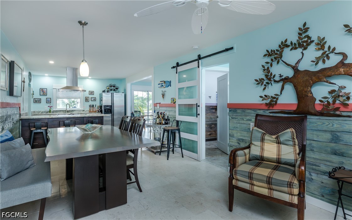 DiningArea