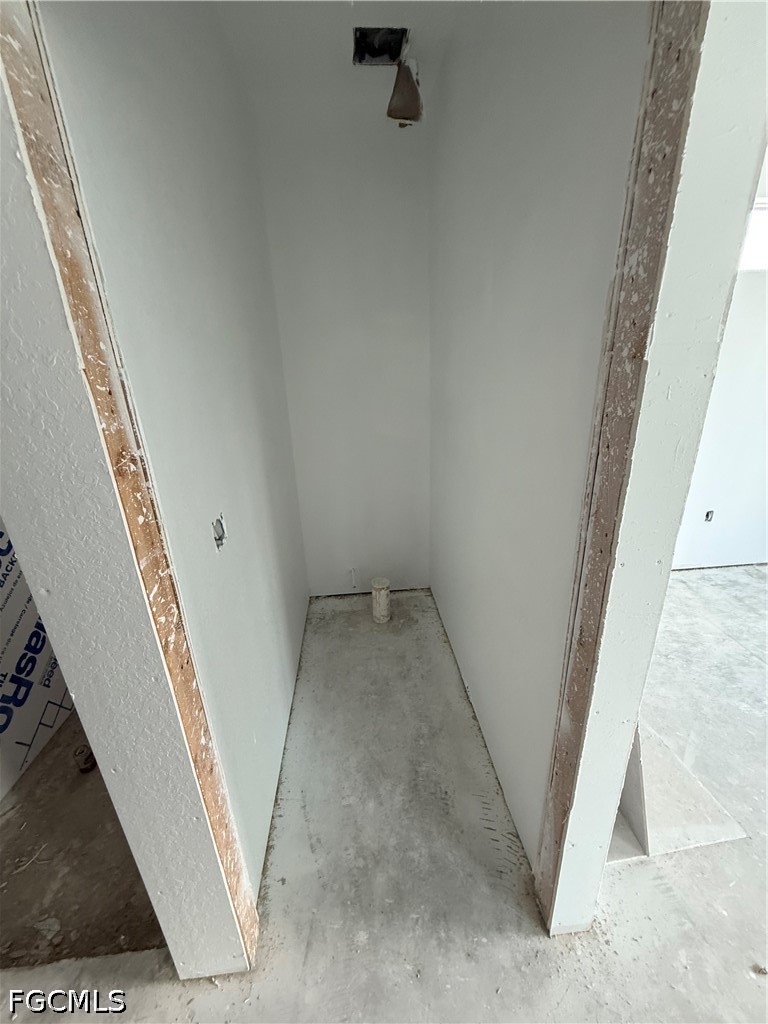 4104 25th, Cape Coral, FL 33993