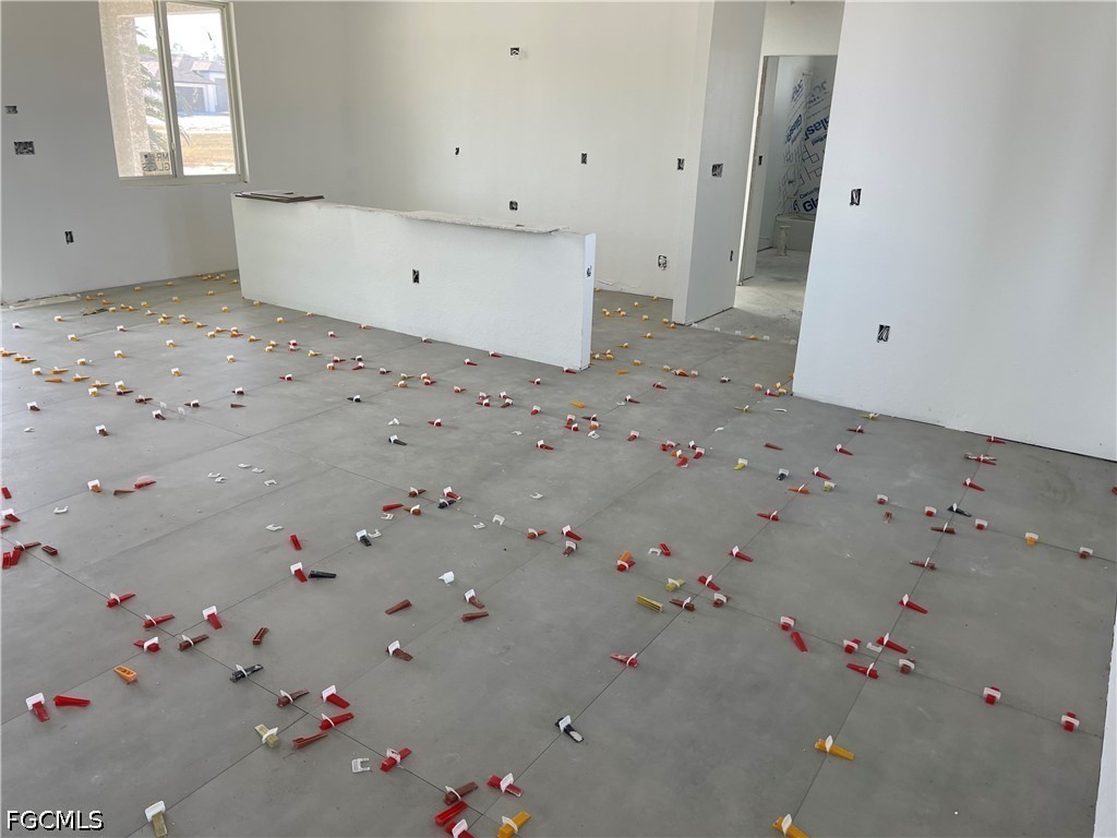 4104 25th, Cape Coral, FL 33993