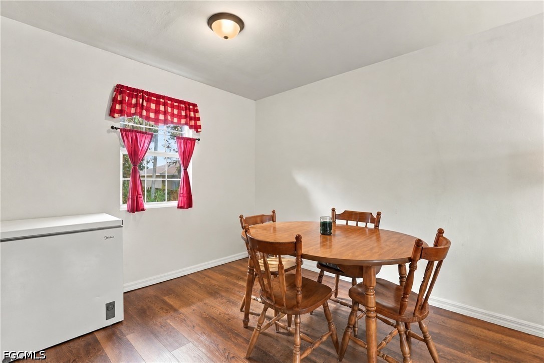 DiningArea