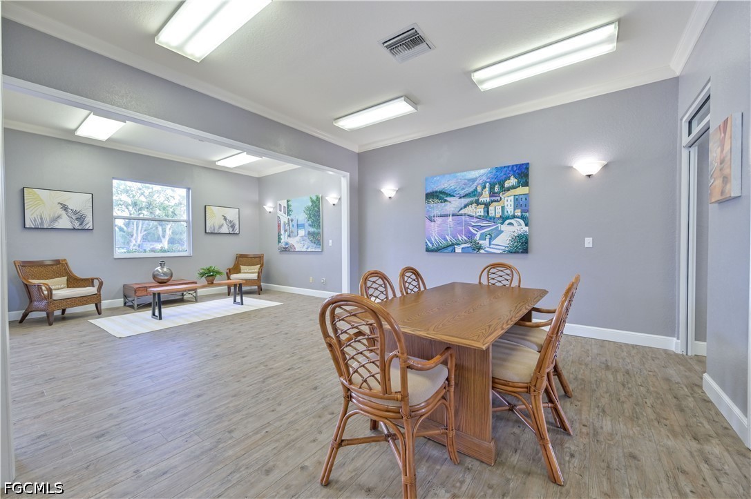DiningArea