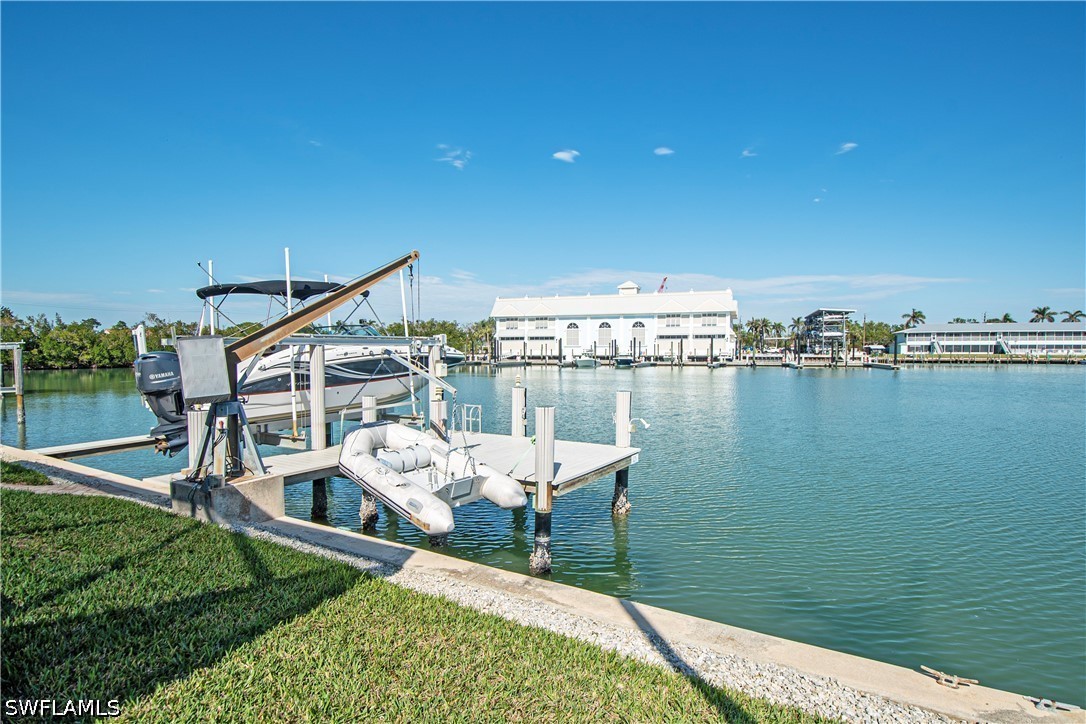 Dock