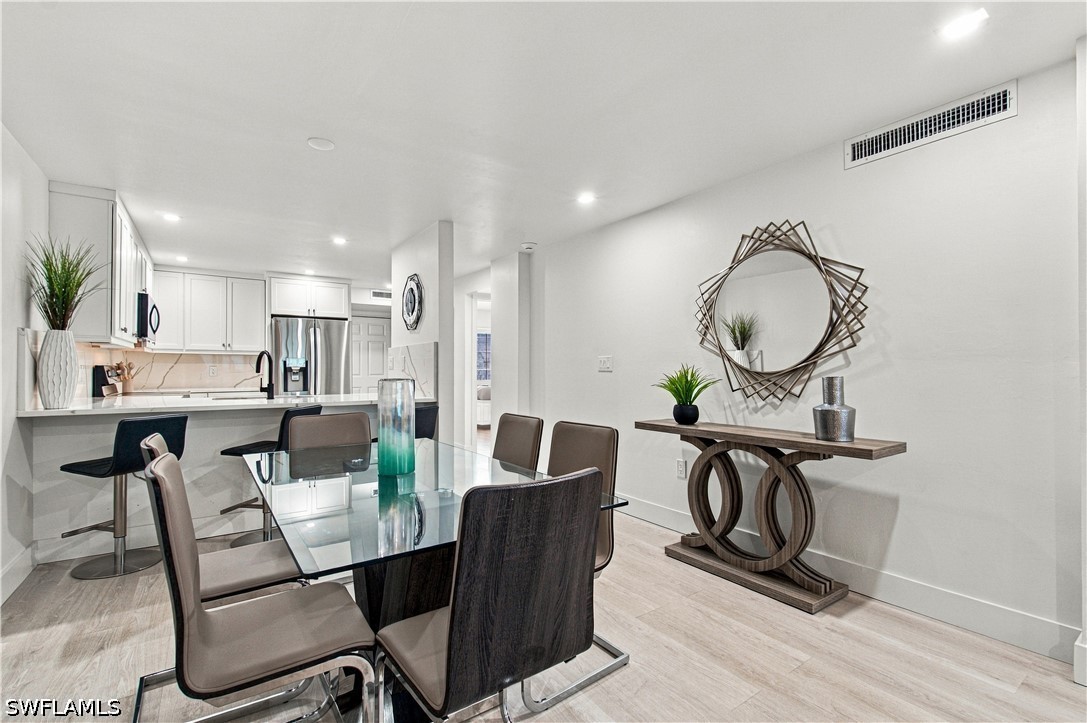 DiningArea