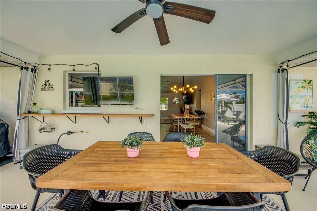 DiningArea