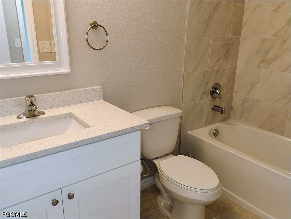 3528 17th, Cape Coral, FL 33909