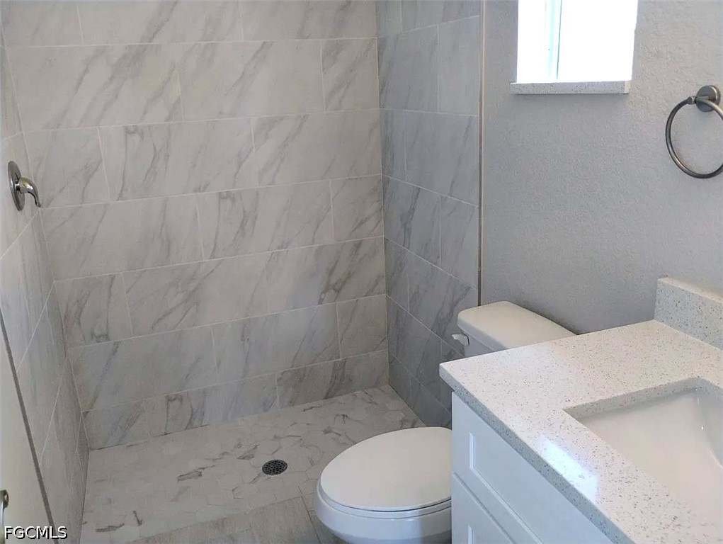 3528 17th, Cape Coral, FL 33909