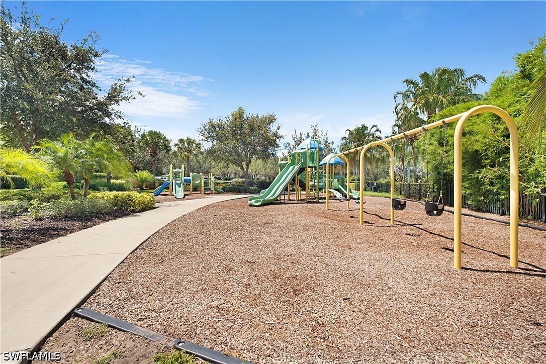 2034 Tamarron, Naples, FL 34120