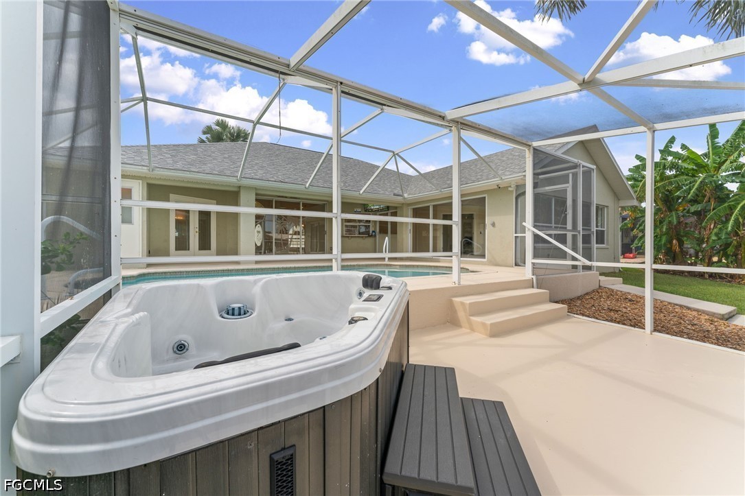 2213 16th, Cape Coral, FL 33990