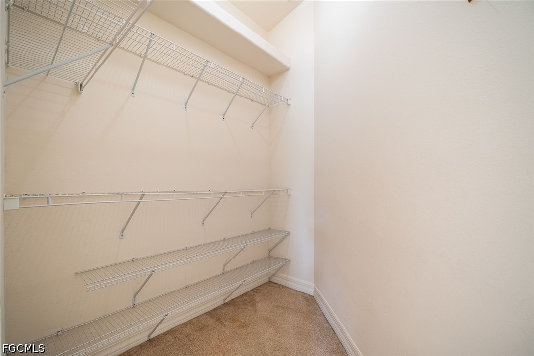 WalkInClosets