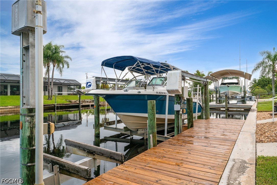 Dock