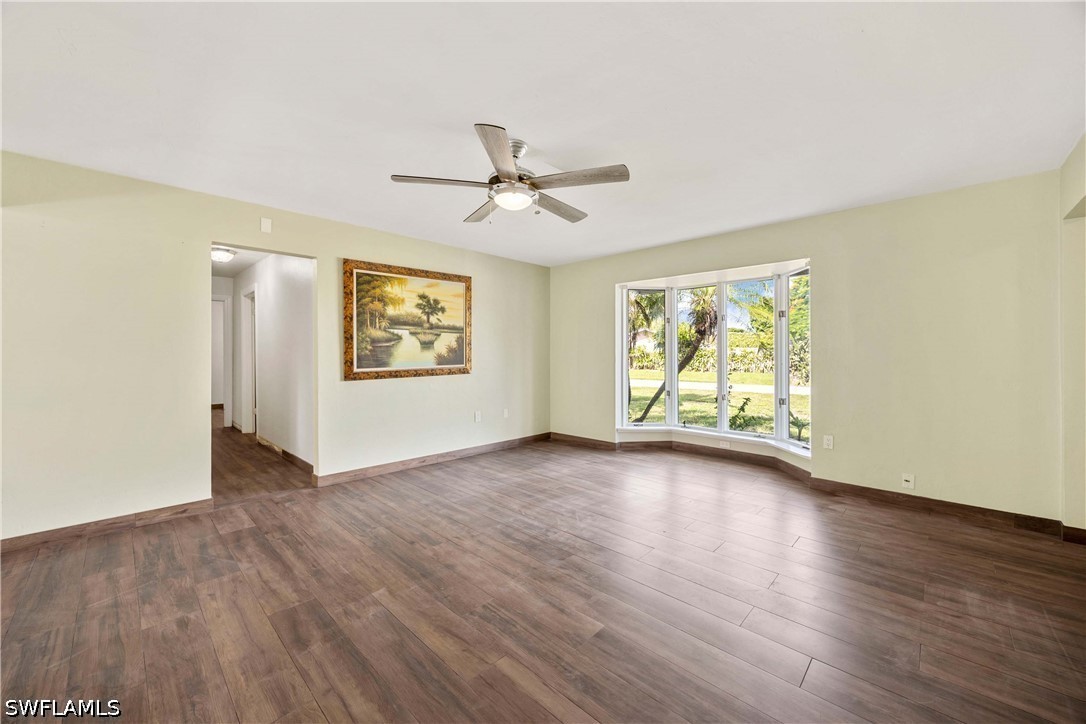 4656 Capri, Naples, FL 34103