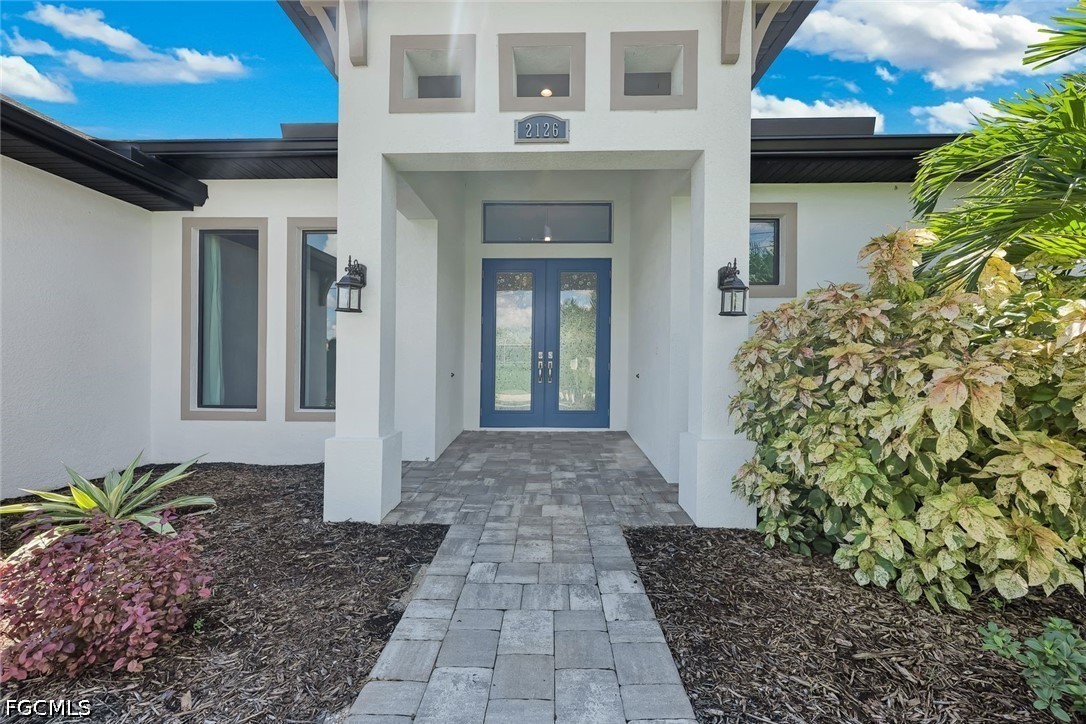 2126 2nd, Cape Coral, FL 33909