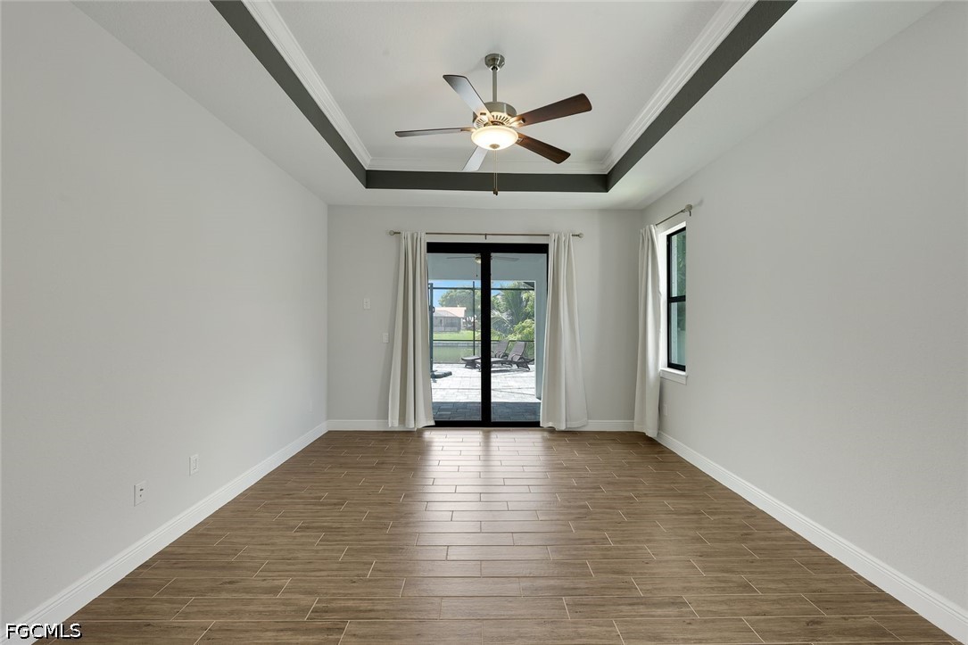 2126 2nd, Cape Coral, FL 33909