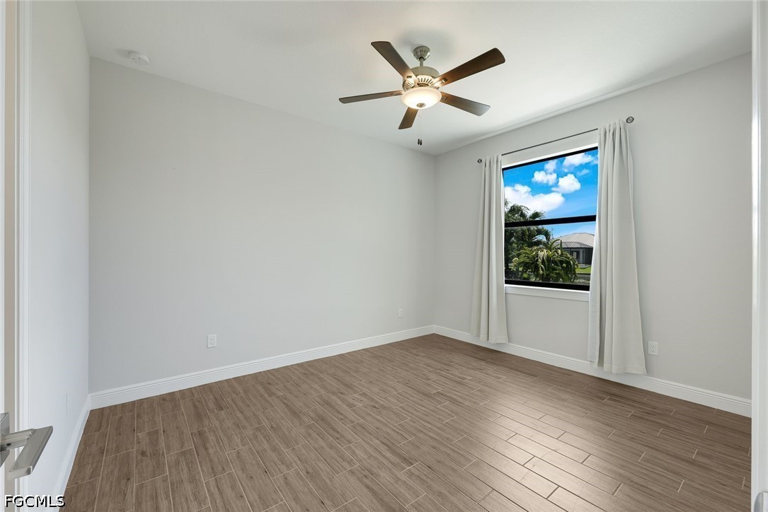 2126 2nd, Cape Coral, FL 33909
