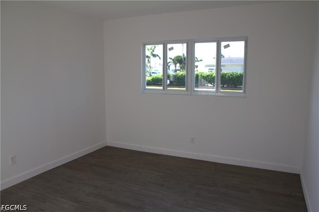 615 Monterey, Cape Coral, FL 33904