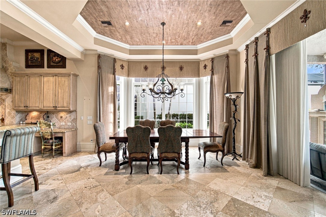 DiningArea