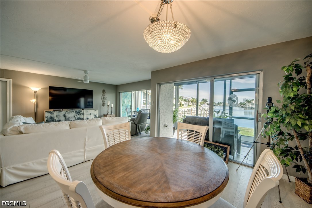 DiningArea