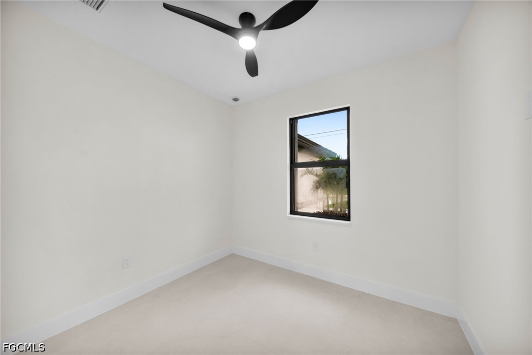 634 1st, Cape Coral, FL 33990