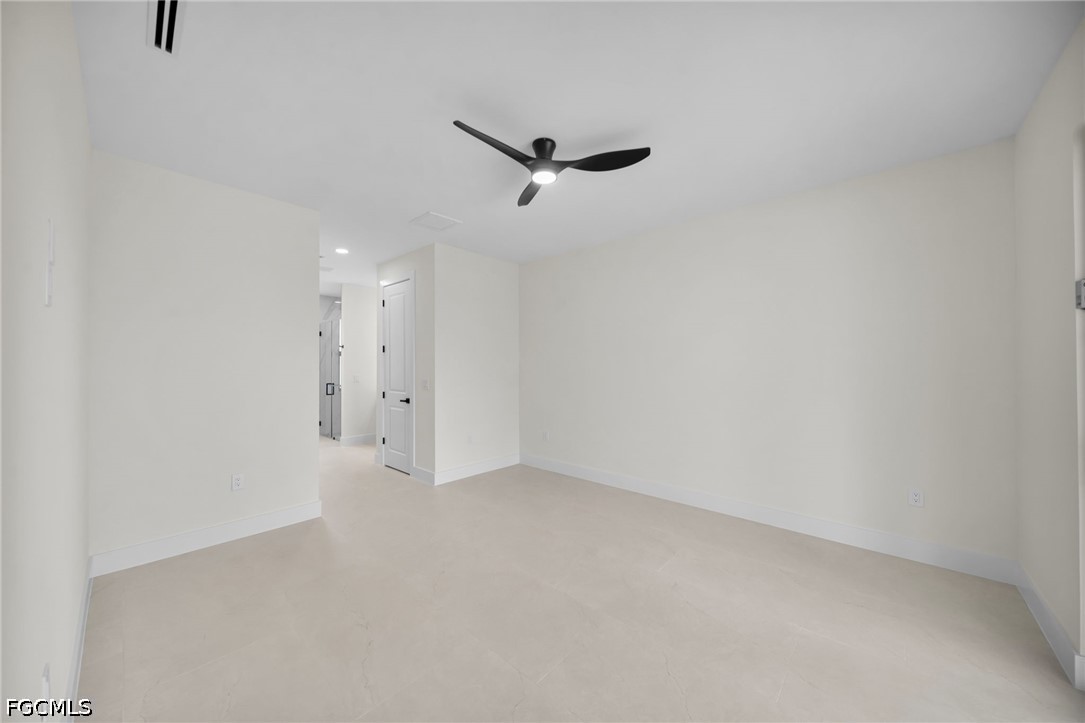 634 1st, Cape Coral, FL 33990