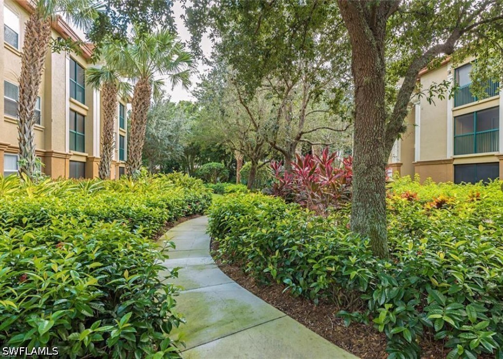 8960 Colonnades Unit 915, Bonita Springs, FL 34135