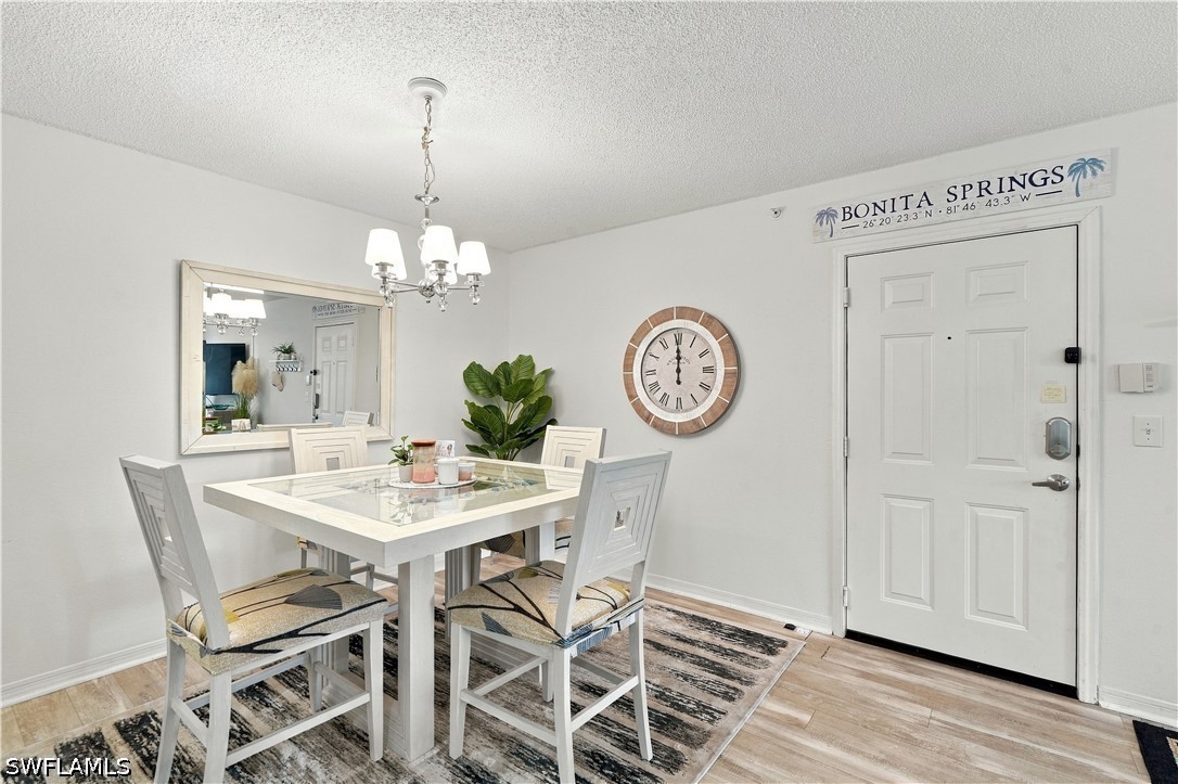 8960 Colonnades Unit 915, Bonita Springs, FL 34135