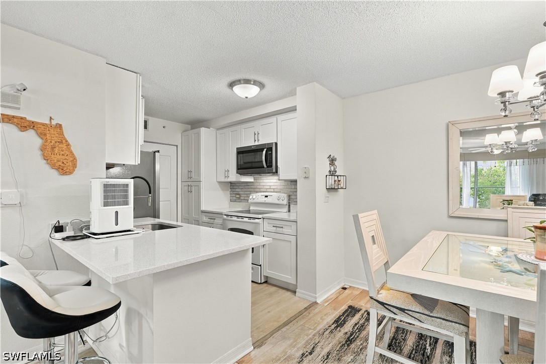 8960 Colonnades Unit 915, Bonita Springs, FL 34135