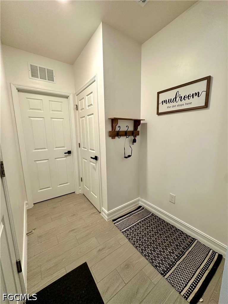 2218 4th, Cape Coral, FL 33990