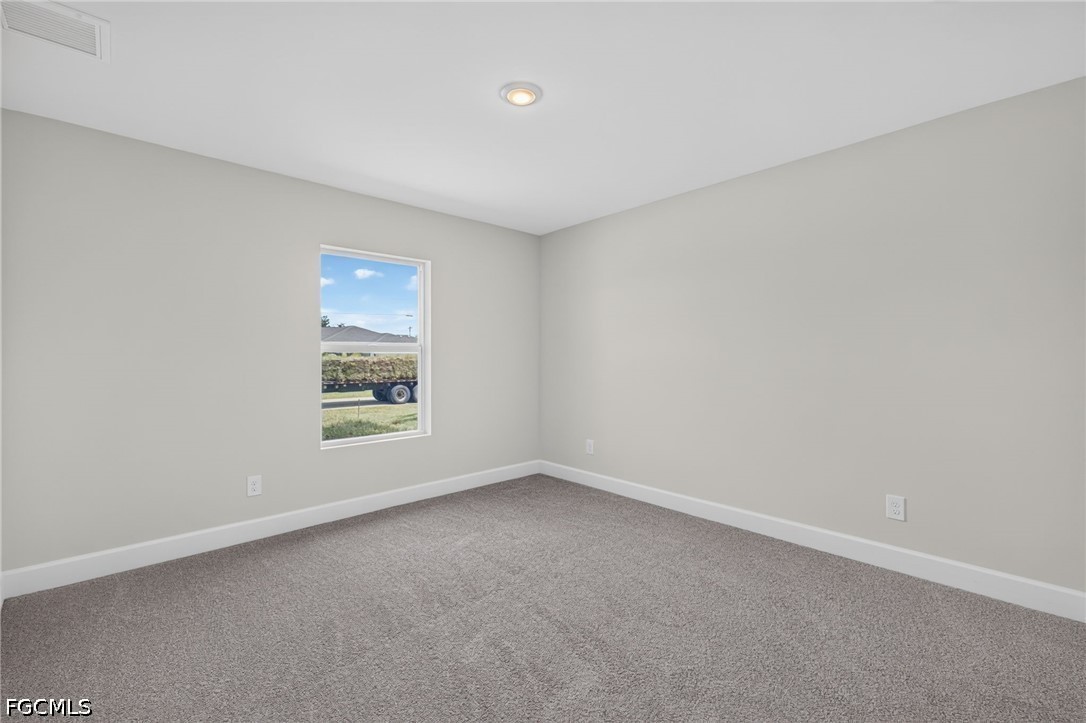 620 29th, Cape Coral, FL 33993