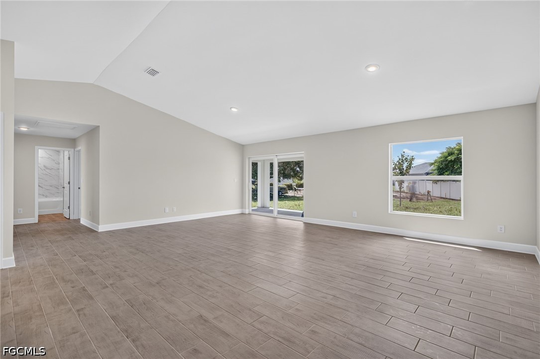 620 29th, Cape Coral, FL 33993