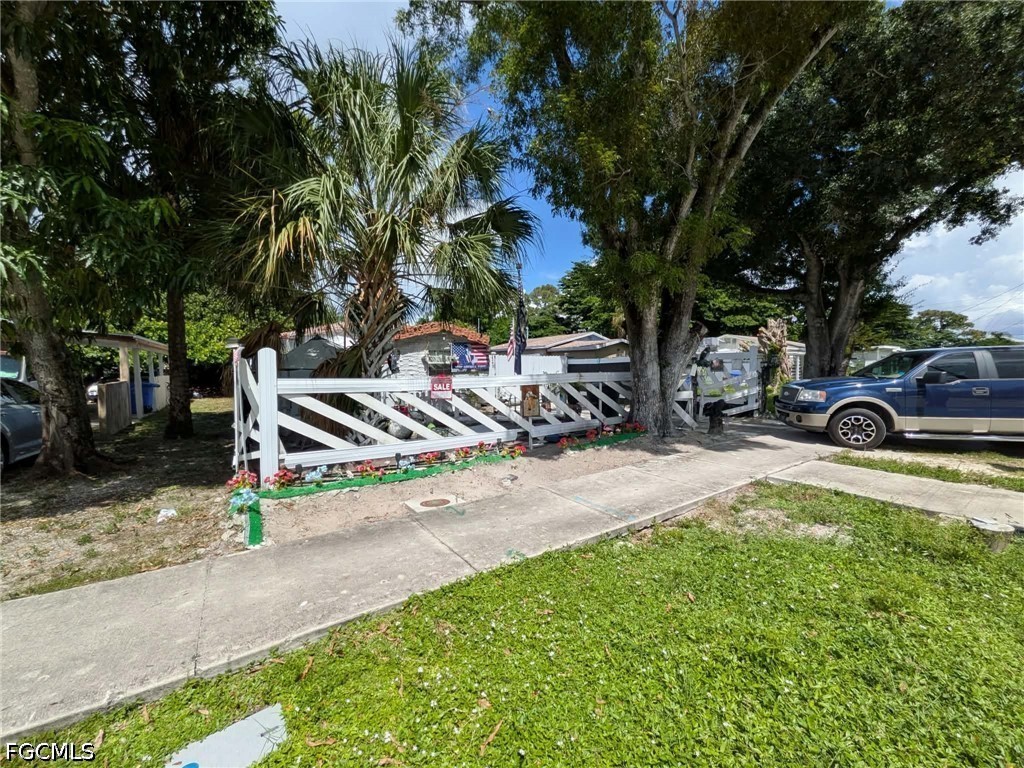 2343 Canal, Fort Myers, FL 33901