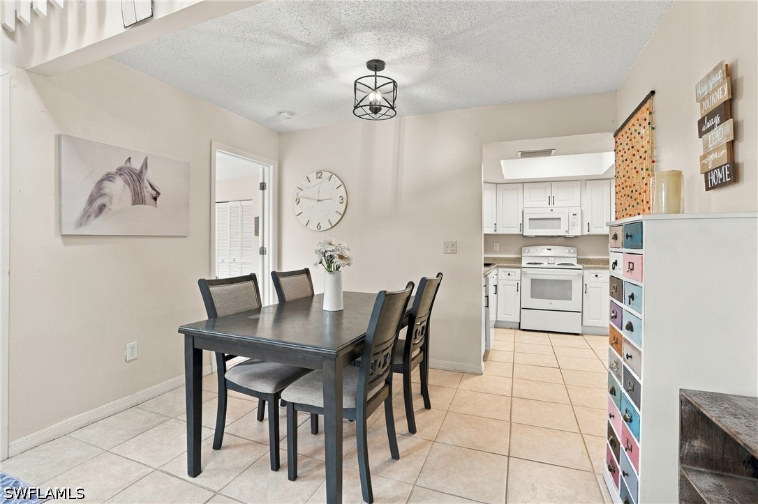 DiningArea
