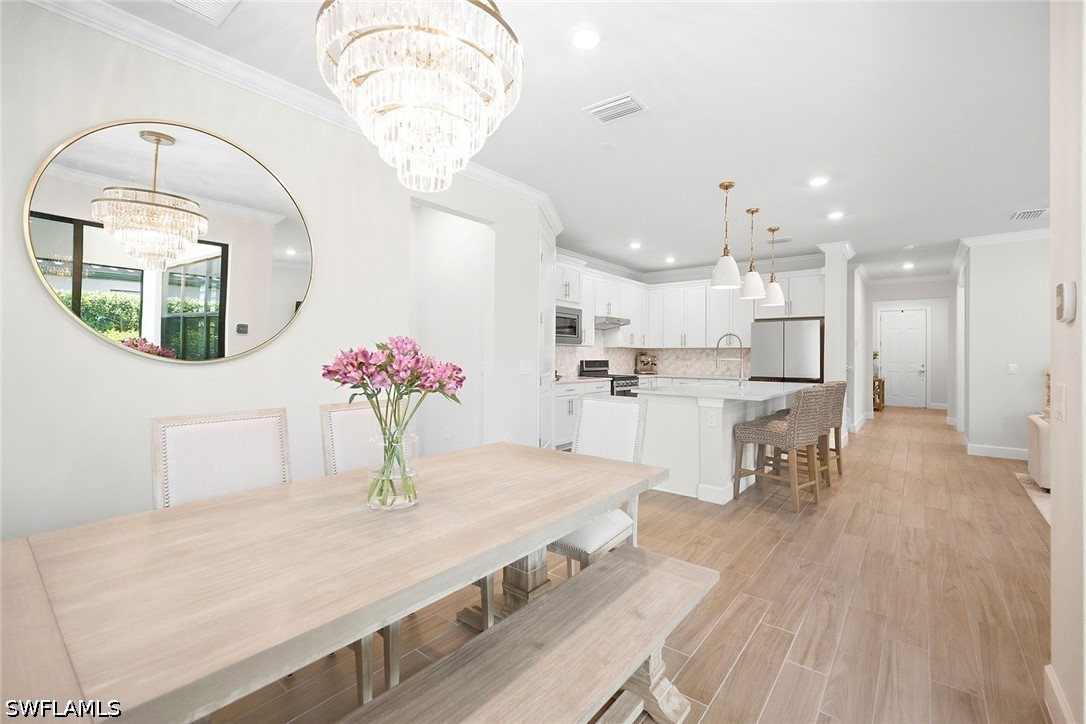 DiningArea
